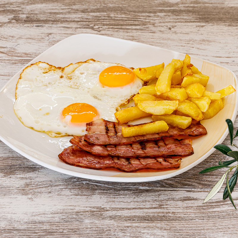 Eggs, Bacon and Chips