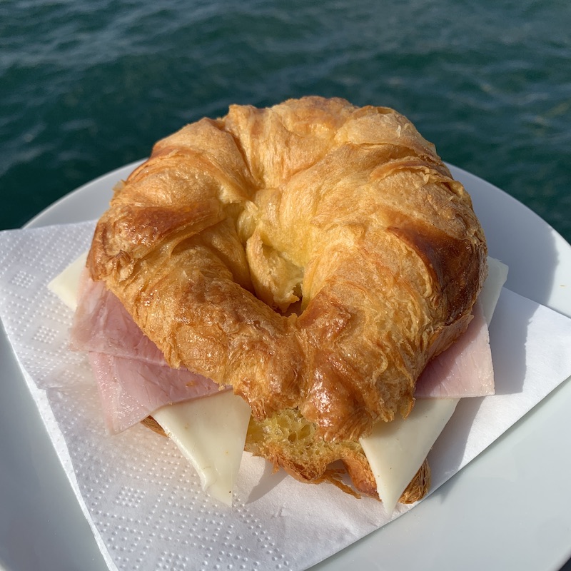 Croissant with ham and chees