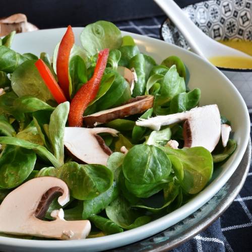 Ensalada Canónigos con salsa de Mango